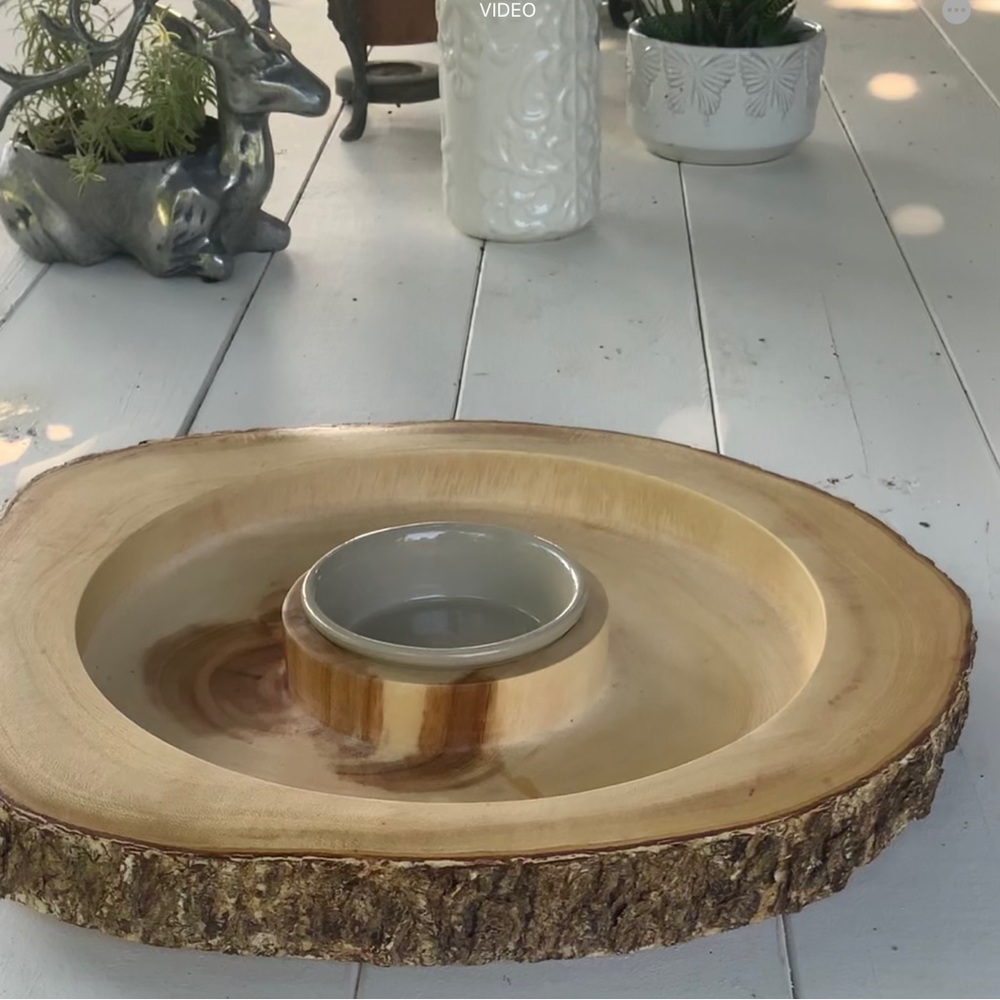 Round Dipping Platter with Ceramic Bowl
